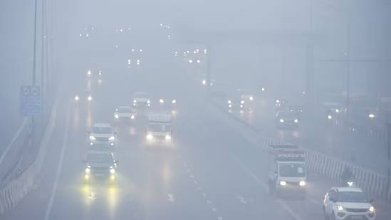 Early morning winter fog at Delhi airport causing widespread flight delays